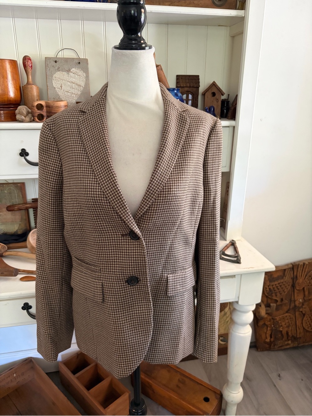 Brooks BrothersTan Houndstooth Blazer - Classic Two-Button Women's Tailored Jack
